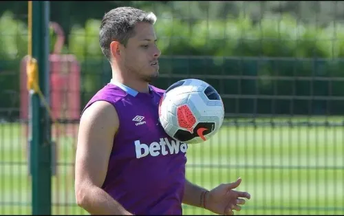 En España muestran interés en fichar a ”Chicharito”