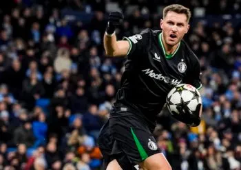 Feyenoord empata contra Manchester City con gol de Santiago Giménez en la Champions League 