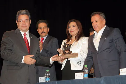 Transformación BUAP ha sido posible con esfuerzo de la comunidad universitaria: EAI