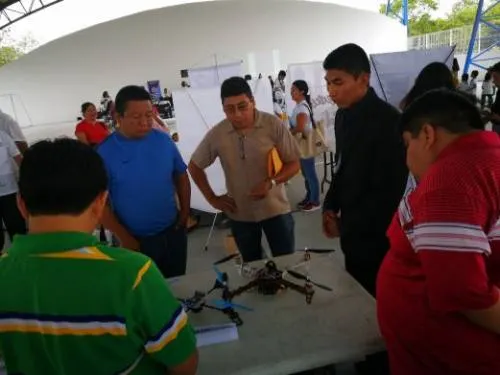 Mecatrónica UTTECAM logra certificación para certamen internacional en Brasil