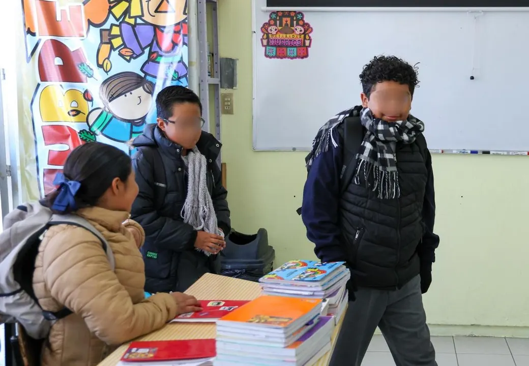 Frio Suspension De Clases