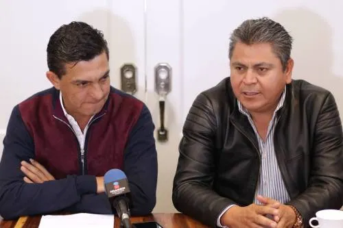 Ex alcaldes del PRD se suman a proyecto de Barbosa