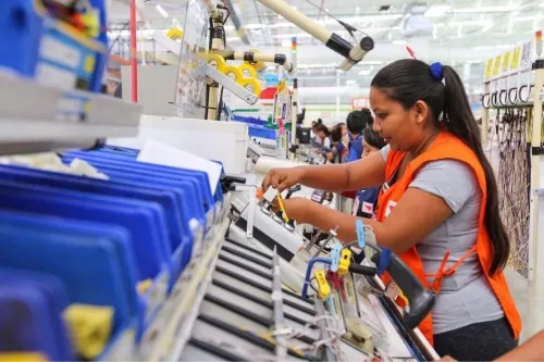 En marzo, la peor caída de empleos formales en los últimos cinco años