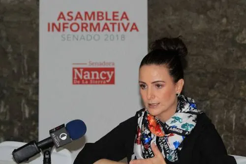 Nancy de la Sierra reconoce aspiración a la gubernatura y pide encuesta para elegir al candidato