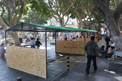 2 mdp pagó el ayuntamiento por la renta de 73 Villas Navideñas para ambulantes