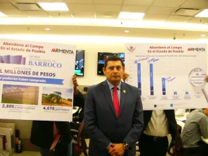Las Cartulinas y las Hortalizas, las Pasiones de un Diputado
