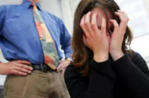 Urgen a víctimas de acoso sexual escolar a presentar denuncias