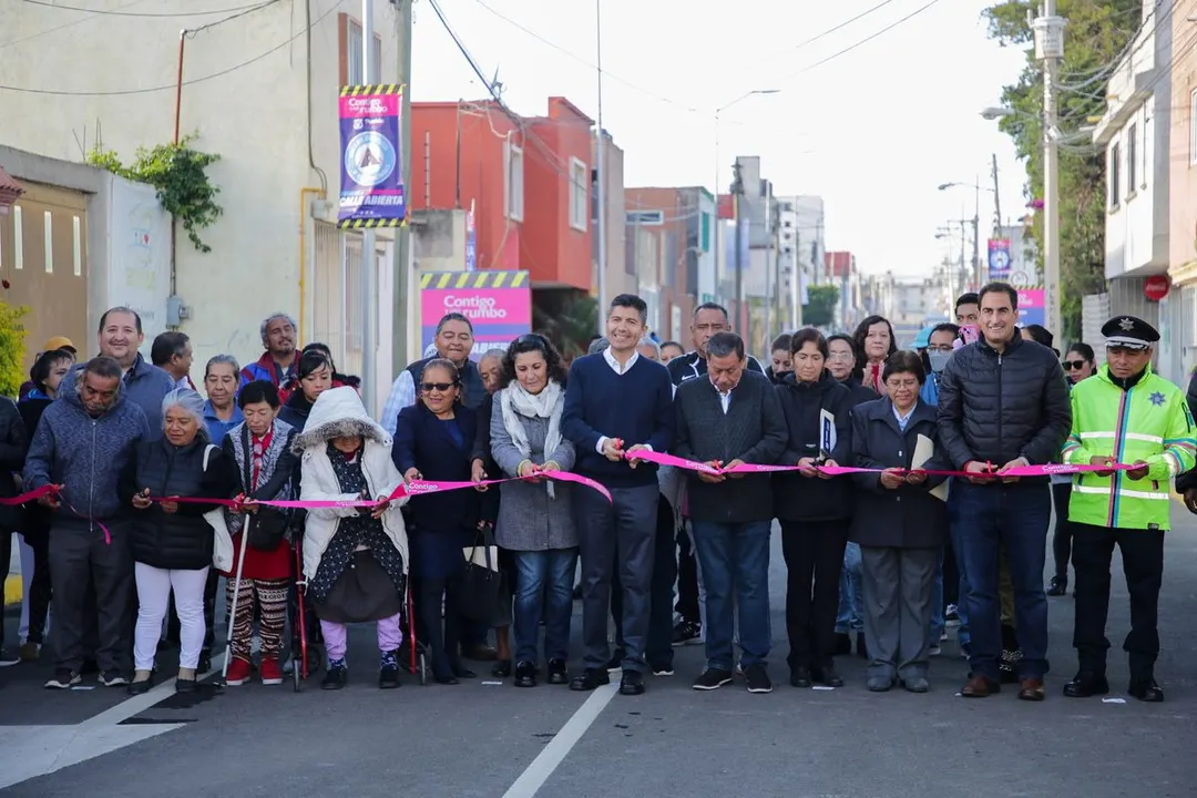 Ayuntamiento Entrega Calle Granjas Puebla