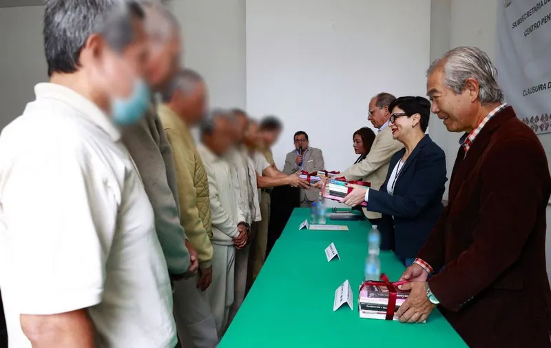 centro-penitenciario-personas-adultas-mayores-talleres-filosofia