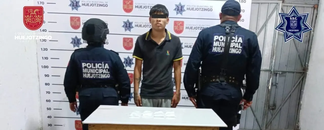 SSC de Huejotzingo detiene a tres hombres y asegura droga y vehículos robados