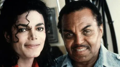 Señalan que el padre de Michael Jackson está a punto de morir