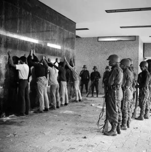 Recuerdan a los estudiantes muertos en Tlatelolco en 1968