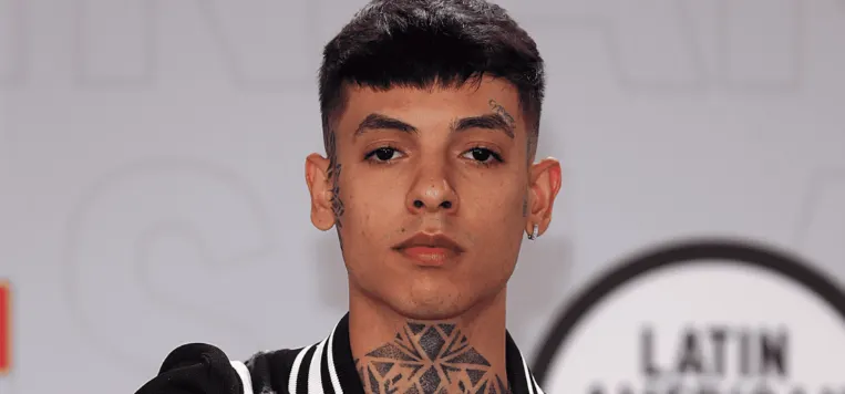 Natanael Cano revela la fortuna que gana como compositor