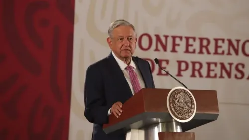 AMLO informa que Sedena y Semar apoyan en distribución de libros de texto gratuitos