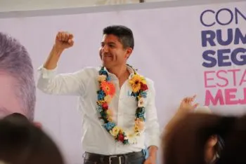 Tecamachalco y Santa Clara Ocoyucan, dentro de la gira de Eduardo Rivera antes de la veda