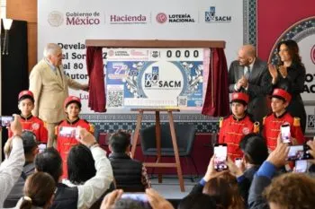 Con billete conmemorativo, Lotería Nacional distingue a la Sociedad de Autores y Compositores de México por sus 80 años