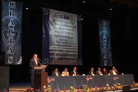Nada mejor para recordar el 2 de Octubre que trabajar desde la Universidad para cumplir con la socie