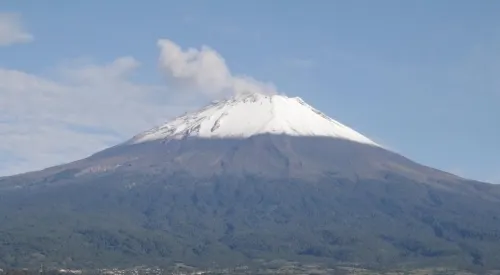 Monitoreo permanente a la actividad del volcán Popocatépetl: PC estatal
