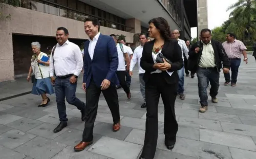 Acusan albazo de Morena para avalar leyes secundarias en materia educativa