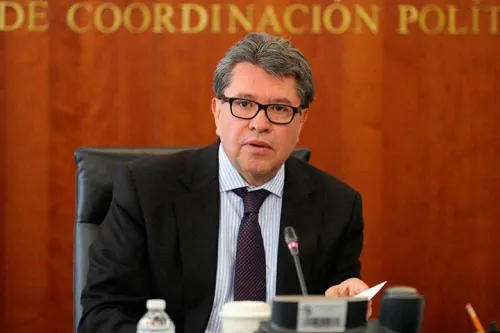 Busca Morena impedir que amparos frenen obras y proyectos de gobierno