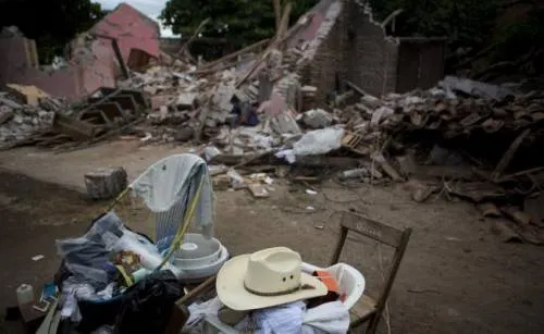 Fortalecen atención a damnificados en Oaxaca