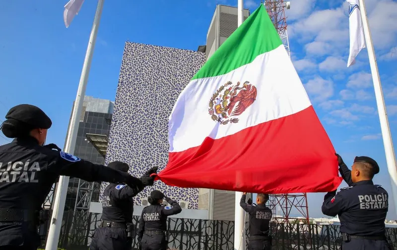 gobierno-estimulos-ascensos-policia-estatal
