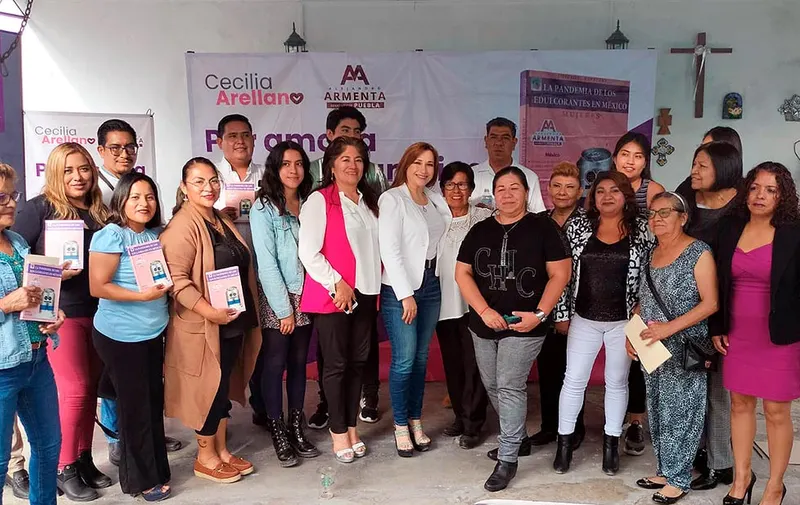 cecilia-arellano-reunion-mujeres-romero-vargas