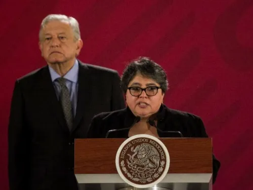 Raquel Buenrostro: La mujer que hace las compras en la Secretaría de Hacienda