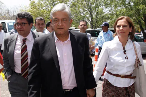 AMLO creció en preferencias por contacto directo con poblanos