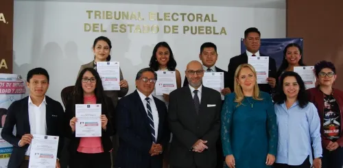 Premian a ganadores del primer concurso de oratoria “Hablemos de democracia, igualdad y justicia”