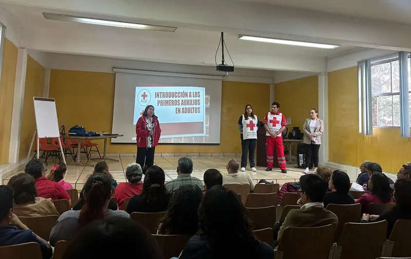 Conalep Puebla otorga confianza con capacitación en primeros auxilios