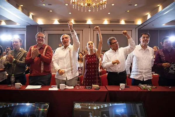 ¿En Puebla, quién pierde, quién gana, con las renuncias de las corcholatas?