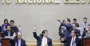 INE multa al PRI con 80 millones de pesos; partidos acumulan más de 382 millones en sanciones