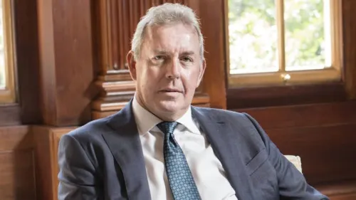 Renunció el embajador británico en EE.UU. que llamó inepto a Donald Trump
