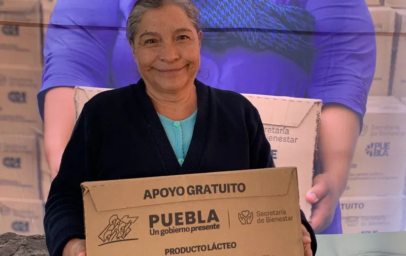 bienestar-entrega-de-producto-lacteo-puebla