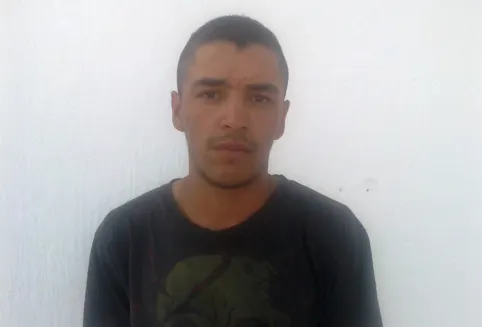 Policía Municipal aseguró a presunto ladrón de llaves en agencia automotriz