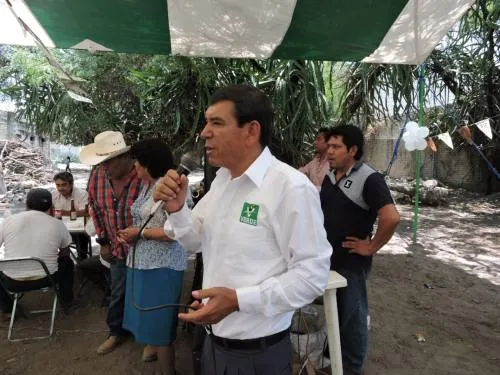 El ejido de San Marcos Necoxtla se pronuncia a favor de Tepole y Kuri