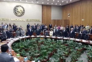 Pide INE 15,473 millones de pesos para 2016