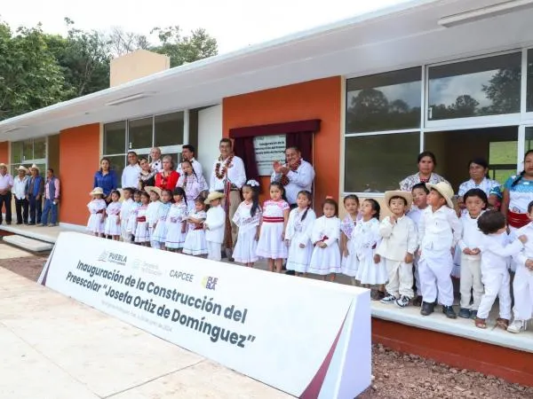 Con obras educativas, Gobierno de Puebla trasciende: Sergio Salomón Céspedes