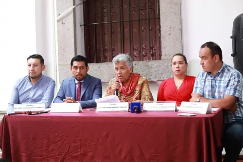 Pactó Claudia Rivera con Luis Banck para no evidenciar sus irregularidades