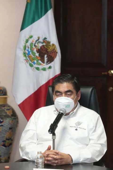 Secretarios Barbosistas: Sus Barbas a Remojar