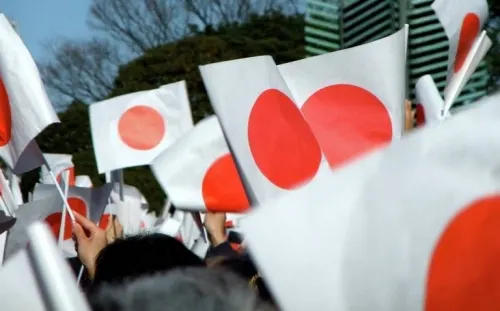 Japón confirma su renuncia a la guerra tras elección de Consejeros