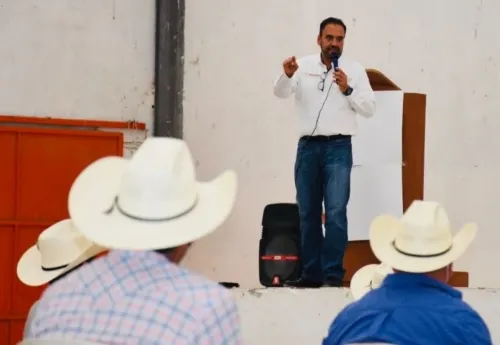Gobierno Federal refuerza apoyo a campesinos de Chihuahua: Juan Carlos Loera