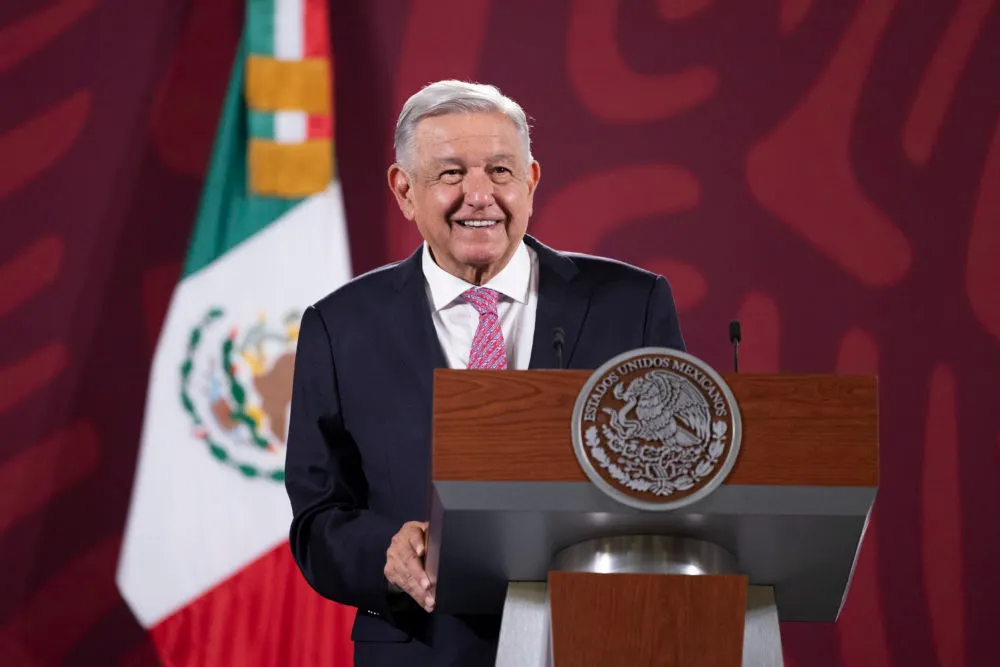 Cuauhtémoc, Ciudad de México, México, 10 de octubre de 2022.
Andrés Manuel López Obrador, Presidente de México en conferencia de prensa en el Salón Tesorería de Palacio Nacional. Acompaña al mandatario: Ricardo Sheffield Padilla, titular de la Procuraduría Federal del Consumidor (Profeco).
Foto: Juan Carlos Ramos Mamahua /Presidencia