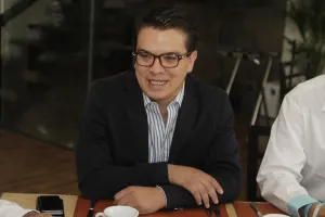 No hay elección pactada; habrá cambio de candidatos: Islas