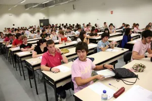 SEP simplifica revalidación de estudios para alumnos de otros países