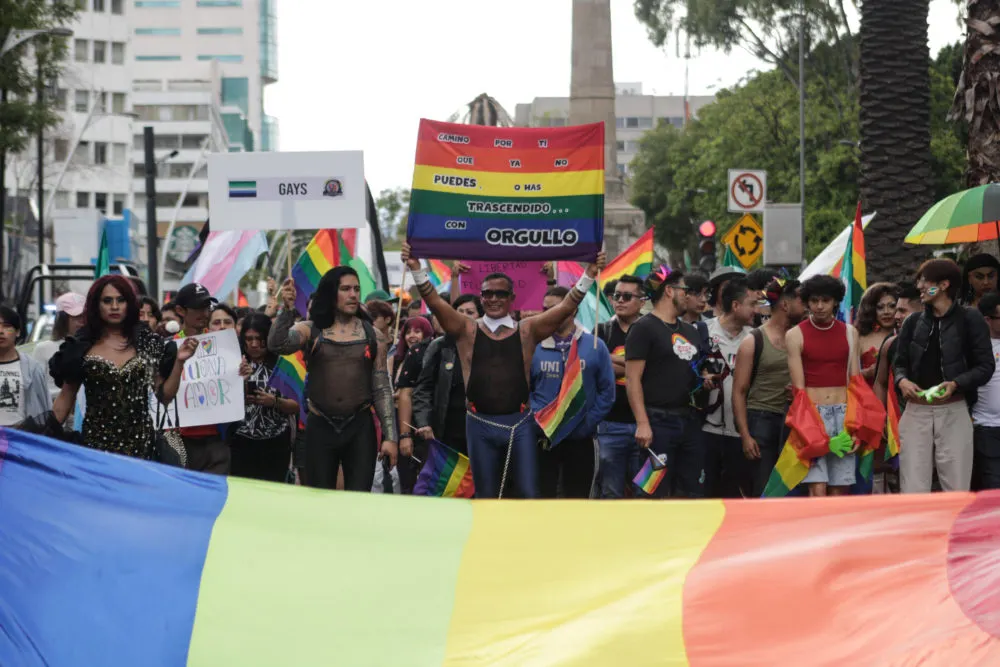 Marcha del Orgullo LGBT+ 2025 en Puebla exige nueva ley contra la discriminación