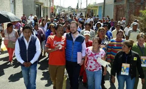 Más de mil familias de La Resurrección se benefician con seis vialidades pavimentadas