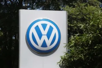 Trabajadores de Volkswagen buscan incremento salarial de entre 15 y 18%