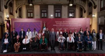 AMLO entrega premios económicos a los atletas olímpicos y paralímpicos de París 2024
